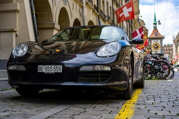 Targhe in Ticino, il Cantone libera il mercato: cessione senza limiti e verifica assicurazione online