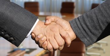 Acquisizone Credit Suisse: UBS e il governo firmano un accordo di protezione dalle perdite