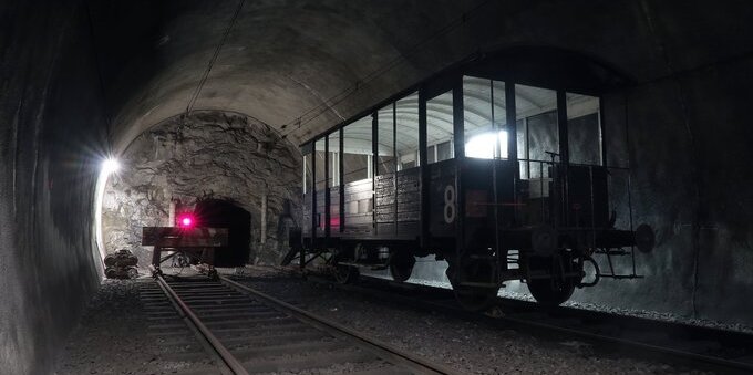 Il laboratorio più profondo delle Alpi è nel comune più piccolo del Ticino: a Bedretto si scende per 25 franchi