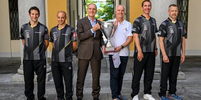 Lugano, ricevuti a Palazzo Civico i campioni svizzeri della Società Tennis Tavolo Lugano