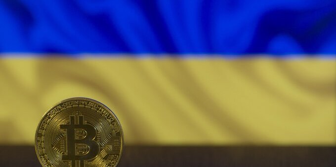 Donazioni milionarie in Bitcoin all'Ucraina. Il Governo di Kiev li legalizza