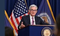 La Fed alza ancora i tassi di altri 25 pb. Powell: «C'è ancora molta strada da fare»