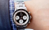 Orologi svizzeri? Va bene, purché siano di lusso. Ecco a chi vendiamo di più