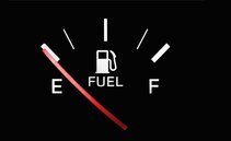 Monito alla Svizzera dalla Francia: senza sconto benzina, il pieno si fa all'estero