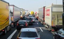 Telelavoro: una soluzione per la viabilità in Ticino. "Regolarizzare i frontalieri"