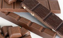 Benzina sempre più cara, ma carne e cioccolato oggi costano meno