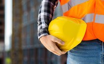 Kof: l'incertezza economica frena l'edilizia ticinese