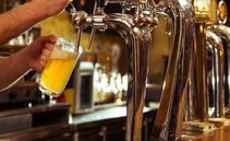 La guerra minaccia Becks e Carlsberg? Pace. E beviamoci su (una birra svizzera)