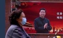 Il governo cinese apre le porte al turismo, il resto del mondo le chiude. Ecco le nuove regole per viaggiare per e dalla Cina