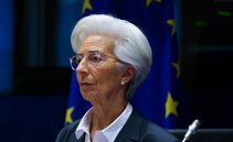 La Banca Centrale Europea alza tassi di 0,75 punti. Pevisoni su crescita e inflazione